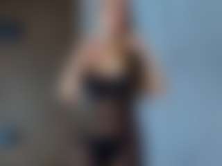 CorrinneHillestad's Live Sex Cam Show