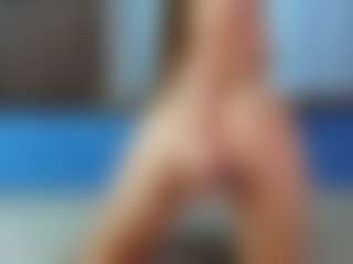 CorrinneHillestad's Live Sex Cam Show