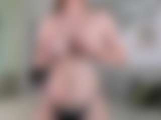 CorrinneHillestad's Live Sex Cam Show