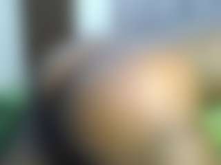 Live cam show with Cutey-pinky - Thick on AdultVida.com