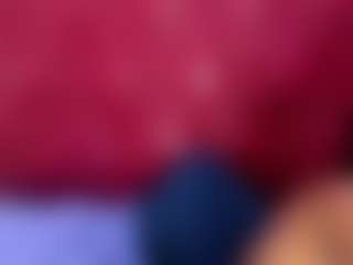 Live cam show with ElyseBrooks - Young Adult on livesexfox.com