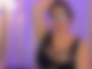 Live cam show with hanna-backer - Middle Aged on Camsoda