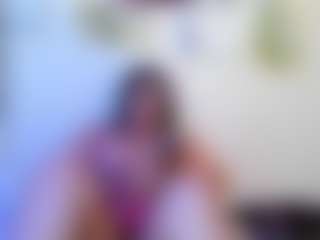 Live cam show with hanna-backer - Middle Aged on Camsoda