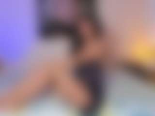 Live cam show with Hanna-fox20 - HD on Camsoda