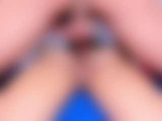 Live cam show with Hanna-fox20 - Smoking on milfzrlive.com