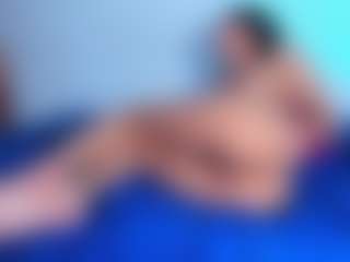 Live cam show with Hanna-fox20 - Smoking on ObeyMaria