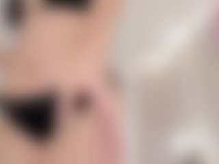 Live cam show with Kailyn Rossee - Fuck Machine on Milf Play