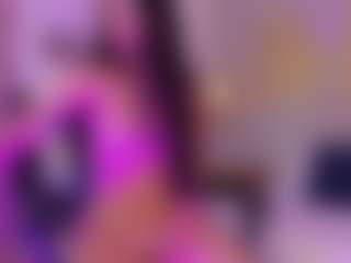 Live cam show with katnissa-28 - Tittyfuck on AdultVida.com