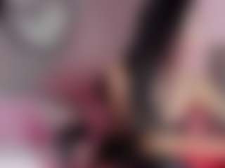 Live cam show with katnissa-28 - Young Adult on StripNow