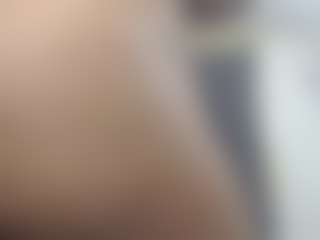 Live cam show with natalia18inches - White on hotwifechat.live | colombia