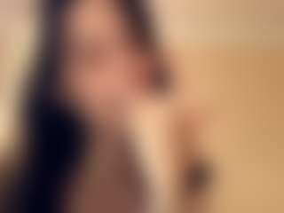 Live cam show with LaurenGrey - Flirt on live18s.com