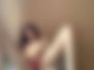 Live cam show with LaurenGrey - Big Tits on SpunkLive
