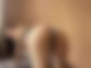 Live cam show with LaurenGrey - Strapon on Camsoda