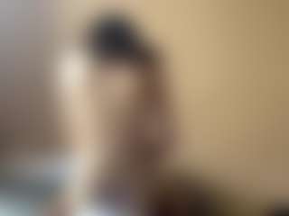Live cam show with Lauren - Leather on AdultVida.com
