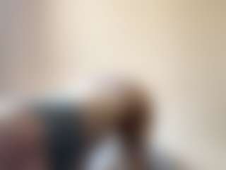 Live cam show with Lauren - Submissive on Camsoda