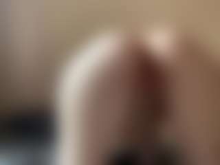 Live cam show with Lauren - Striptease on iamadamtest123.com