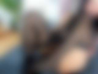 Live cam show with LittleJadee - Dildo on sexylive.show