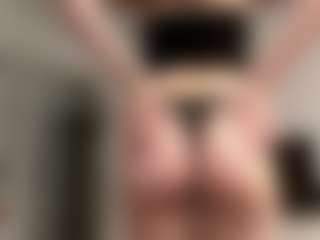 LorindaEhr's Live Sex Cam Show