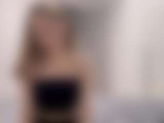 Live cam show with LorindaEhr - Blonde Hair Small Tits on Gym Cam Girls