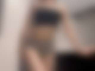Live cam show with LorindaEhr - Blue Eyes on TeamSkeetLive