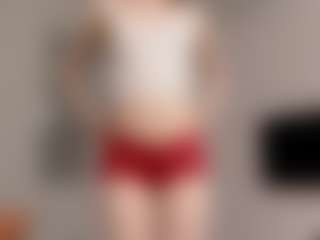 Live cam show with LorindaEhr - Lovely on live18s.com