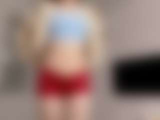 Live cam show with LorindaEhr - Long Hair on SinfulBabes