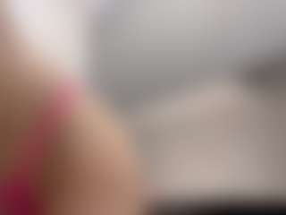 Live cam show with LorindaEhr - Brown Eyes on sexytreat.net