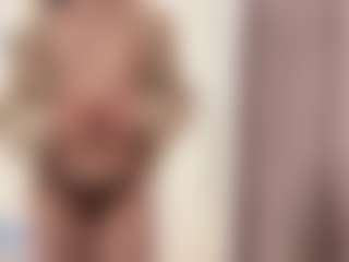 Show de cam en vivo con LorindaEhr - Virgin en Camsoda