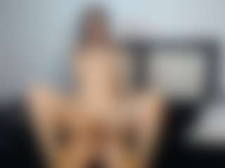 Live cam show with Valery Dravith - Athletic Young Adult on TeamSkeetLive