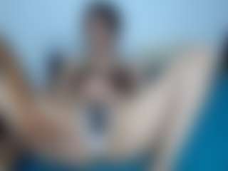 Live cam show with Valery Dravith - Big Tits Brown Hair on milfzrlive.com
