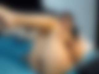 Live cam show with Valery Dravith - Young Adult on Camsoda