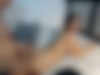 Live cam show with Valery Dravith - Handjob on Camsoda