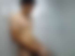 Live cam show with Valery Dravith - Athletic Amateur on Camsoda