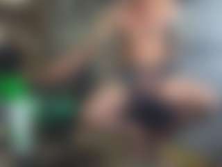 Live cam show with Bwcforyou - Smoking on Fling VIP Chat