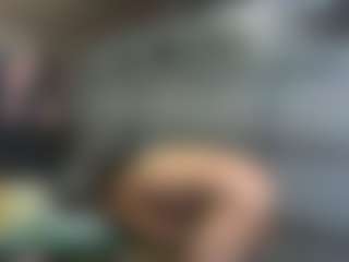 Live cam show with Bwcforyou - Lean on AdultVida.com