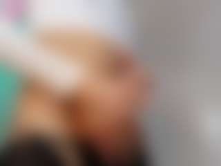 Live cam show with Gema-Jones - White on madthumbs | colombia
