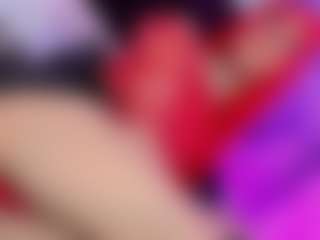 Live cam show with Gema-Jones - Average on Camsoda