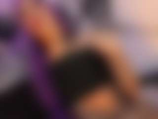 Live cam show with Gema-Jones - Black Hair on slutload