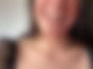 Live cam show with Charlotte - New Young Adult on Camsoda