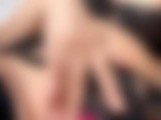 Live cam show with Charlotte - Young Adult Teen (18+) on Camsoda