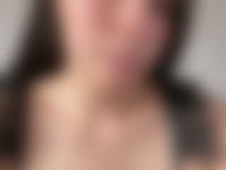 Charlotte's Live Sex Cam Show