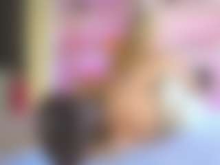 Live cam show with Chiara Lewis - Sexy on TeamSkeetLive