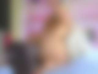 Chiara Lewis's Live Sex Cam Show