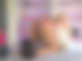 Chiara Lewis's Live Sex Cam Show