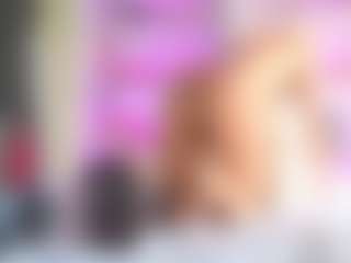 Chiara Lewis's Live Sex Cam Show
