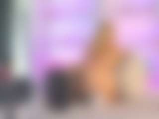 Live cam show with Chiara Lewis - Hairy Pussy Toys on sexylivex.com