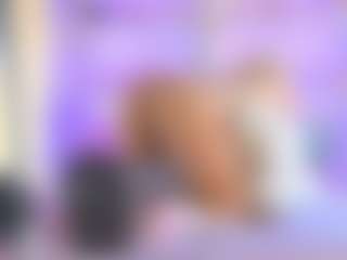 Chiara Lewis's Live Sex Cam Show