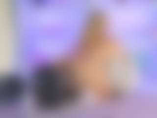 Chiara Lewis's Live Sex Cam Show