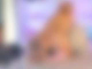 Chiara Lewis's Live Sex Cam Show