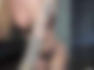 Live cam show with EveLuxx - Butt Plug on instabang